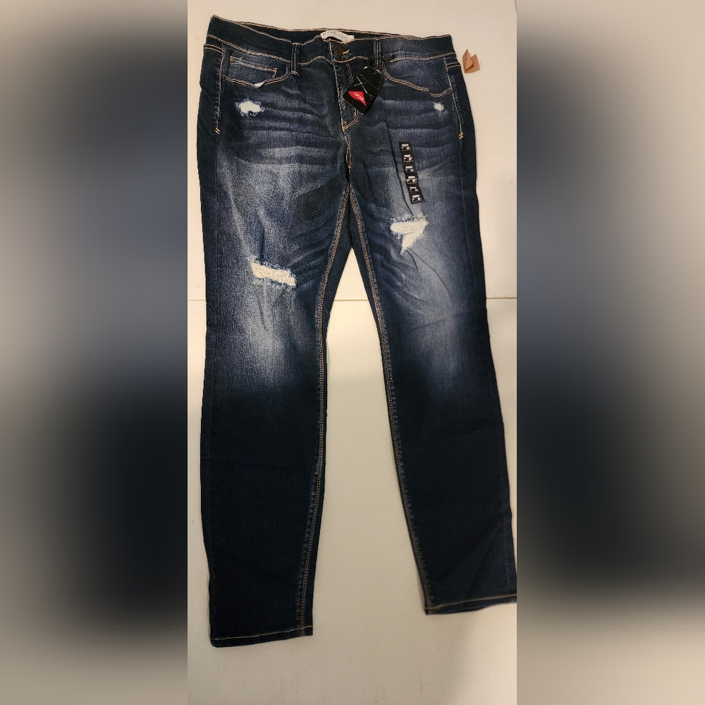 Womens Mudd Skinny Jeans